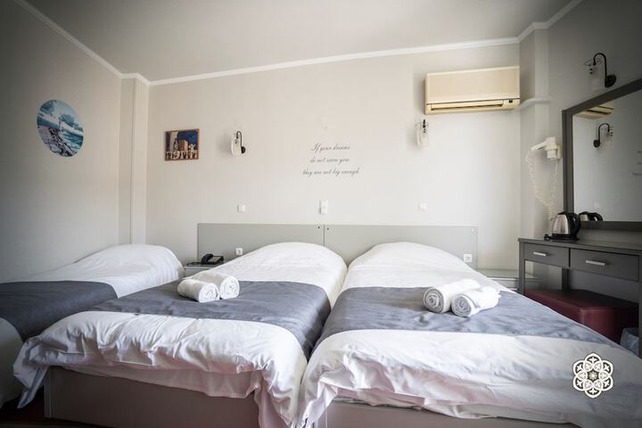 Room 22 of 60