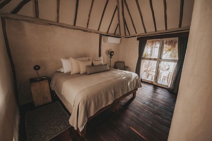 Room 29 of 245