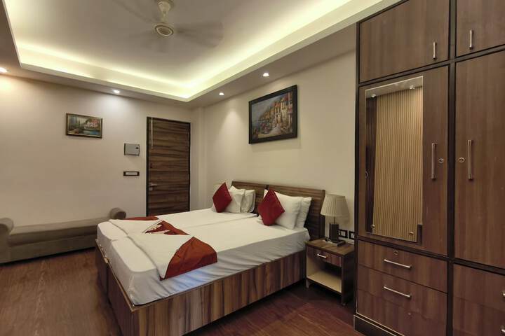 Room 45 of 90