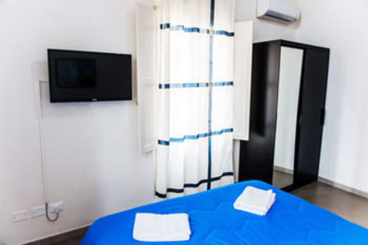Room 45 of 79