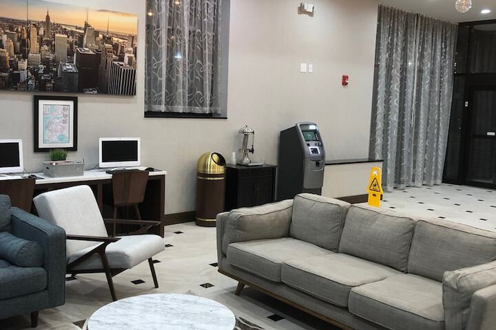 Hotel 2 of 35