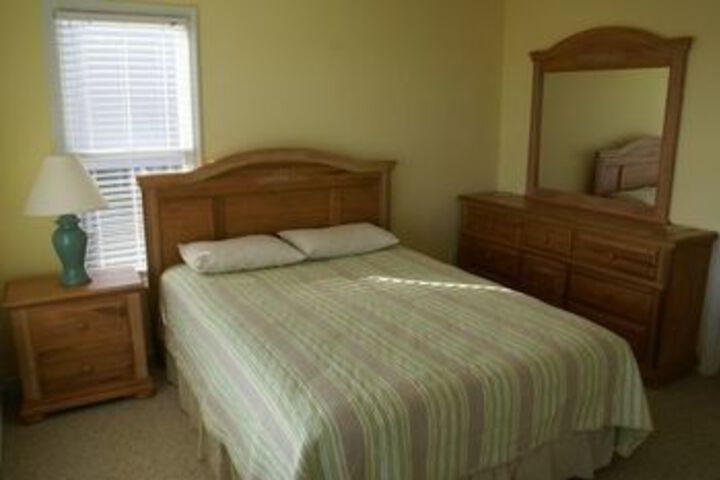 Room 6 of 15