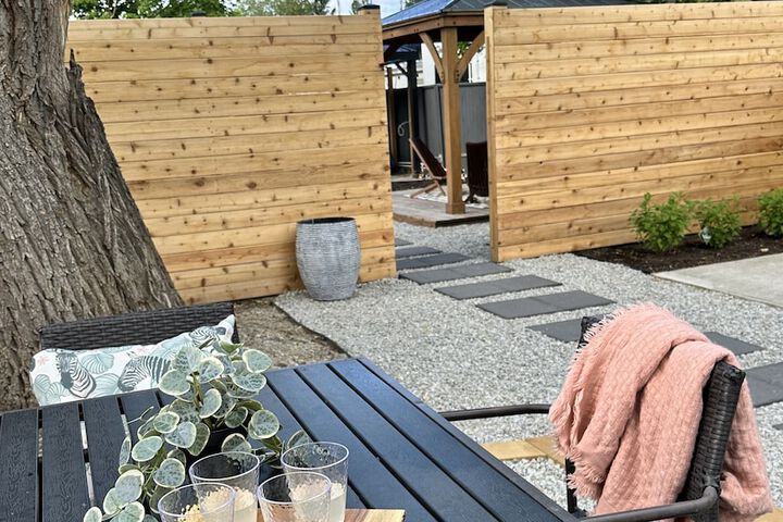 Hotel Exterior 65 of 81