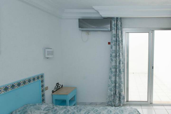 Room 8 of 60