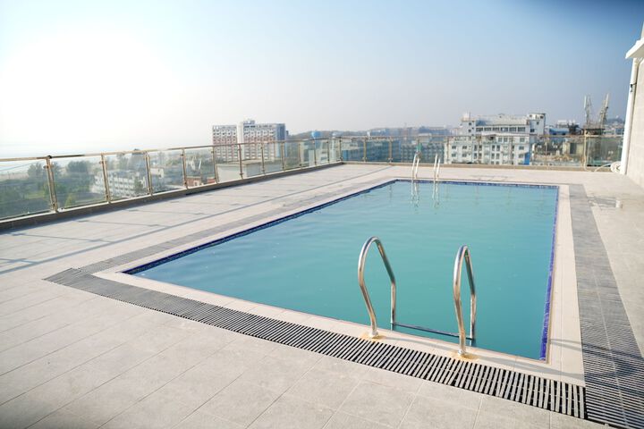 Pool 8 of 12