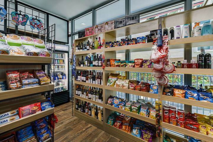 Snack bar