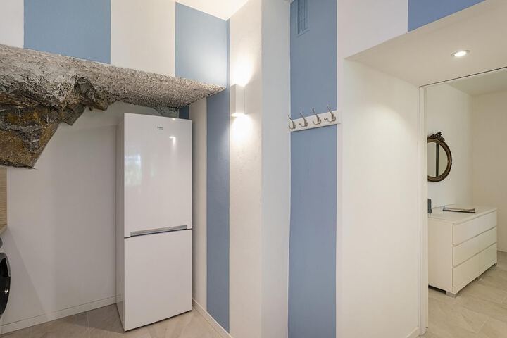 Room 7 of 19