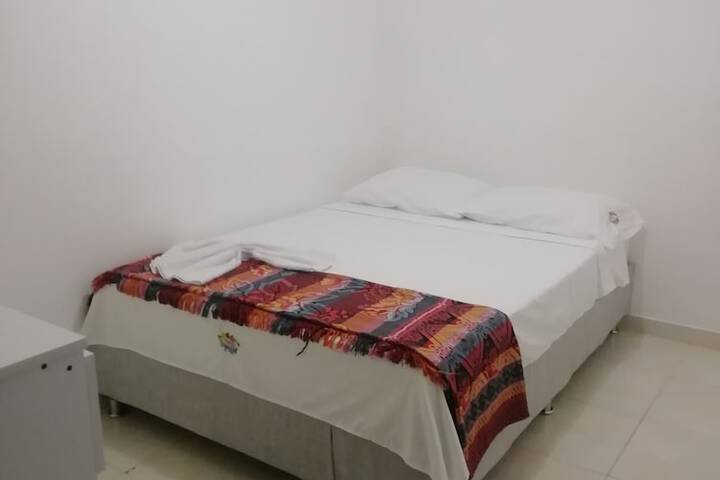Room 3 of 37