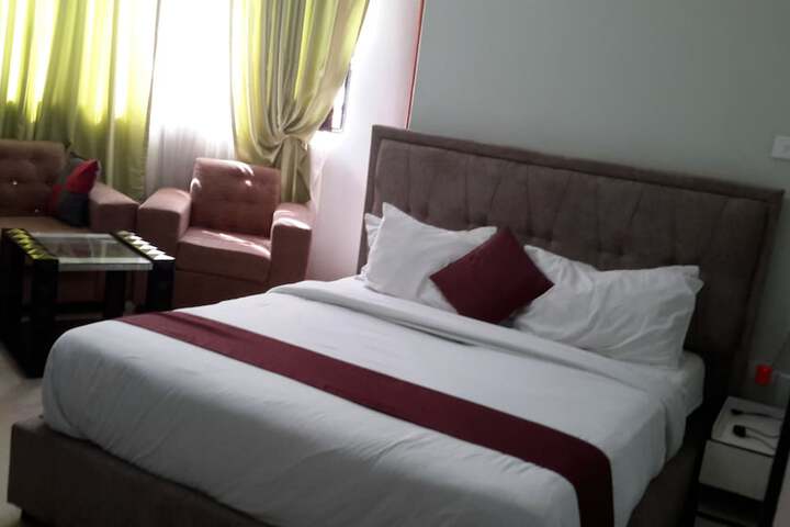 Room 3 of 30