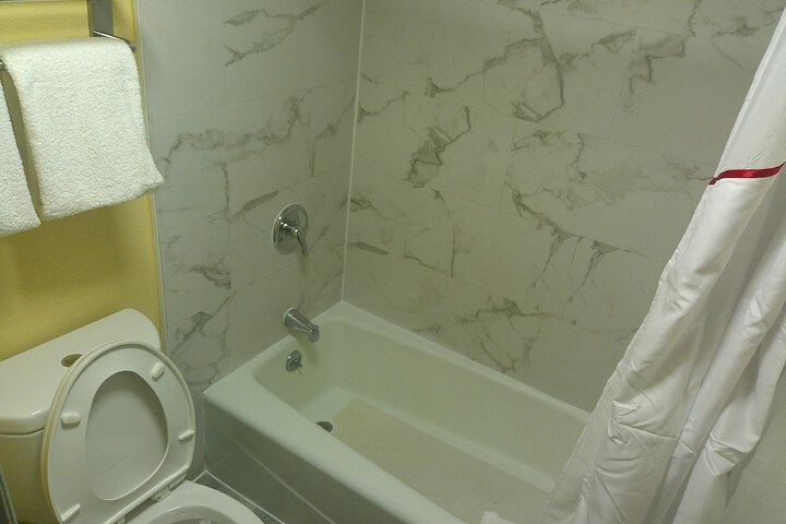 Clean Restrooms