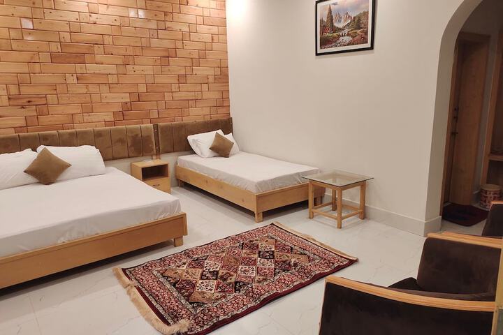 Room 6 of 22