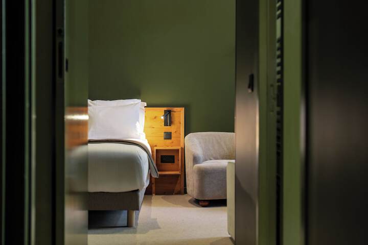 Room 21 of 78