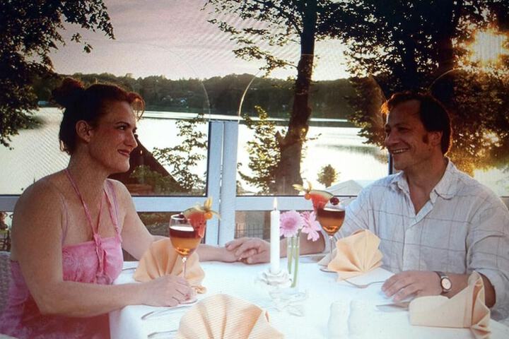Dining 36 of 64