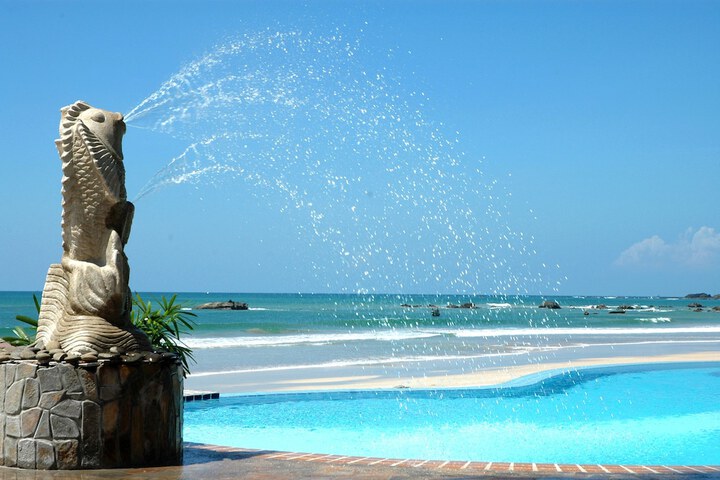 Pool 45 of 87