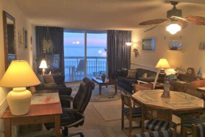 Room 13 of 25