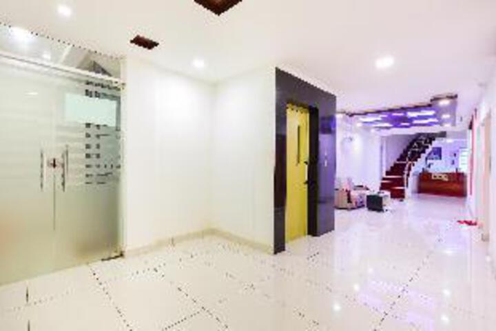 Capital O 889 Hotel City Stories 2