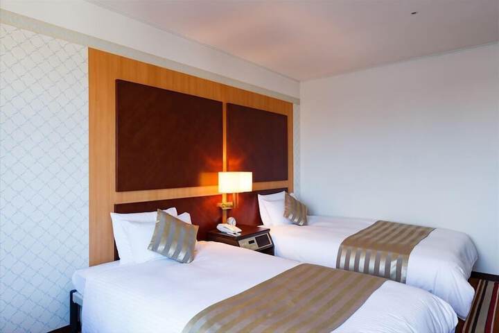 Room 26 of 123