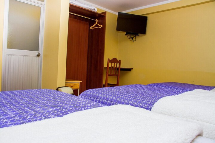 Room 4 of 20