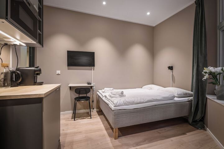 Room 40 of 154