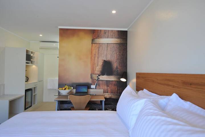 Room 13 of 26