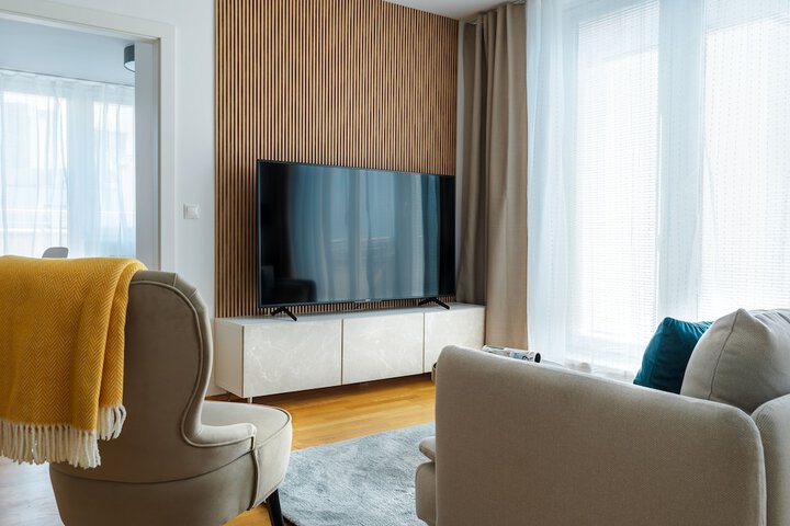 Room 10 of 195