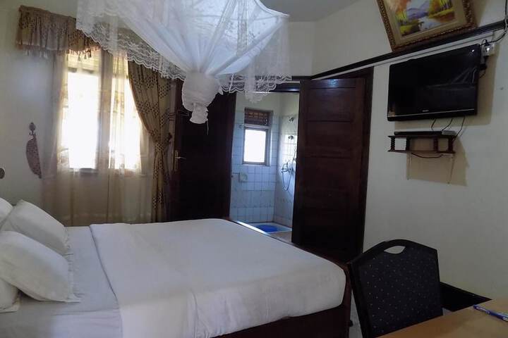 Room 28 of 55