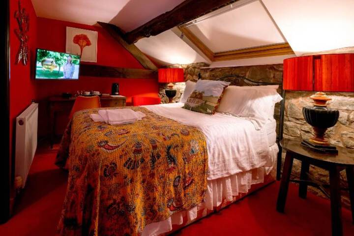 Room 2 of 39