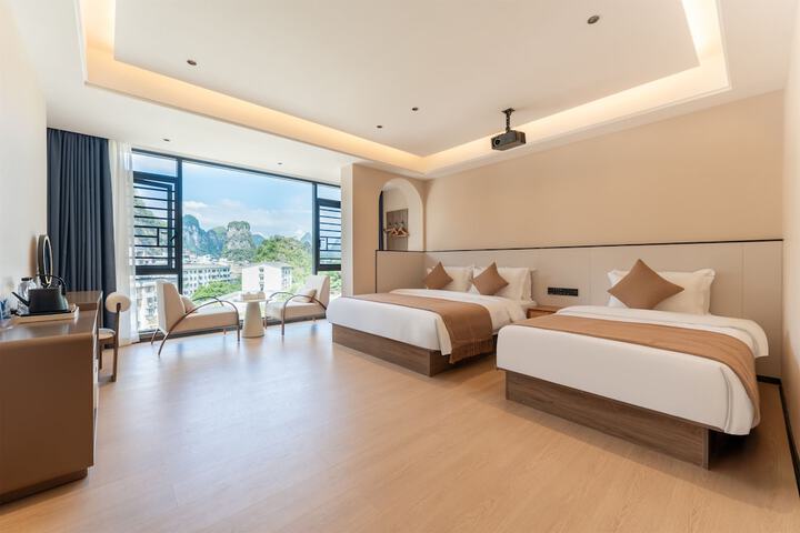 Room 15 of 73