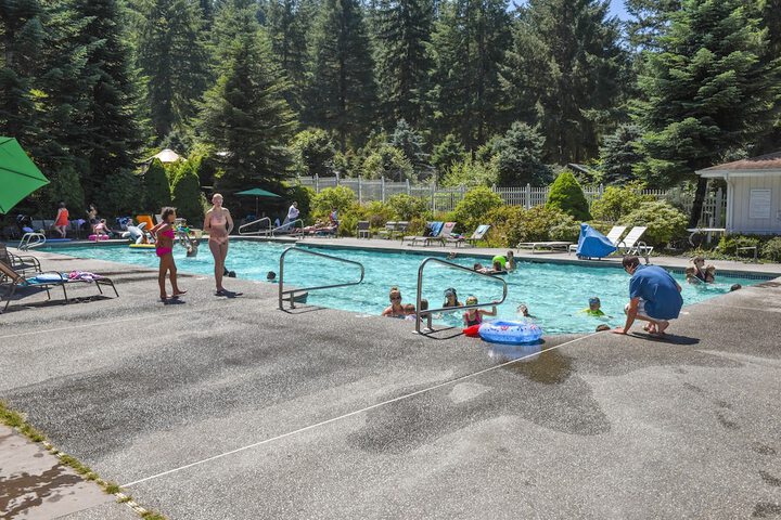 Pool 9 of 23