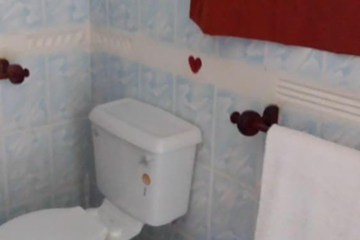 Room 9 of 22