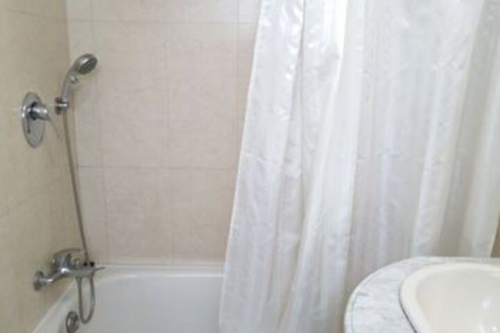 Room 5 of 29