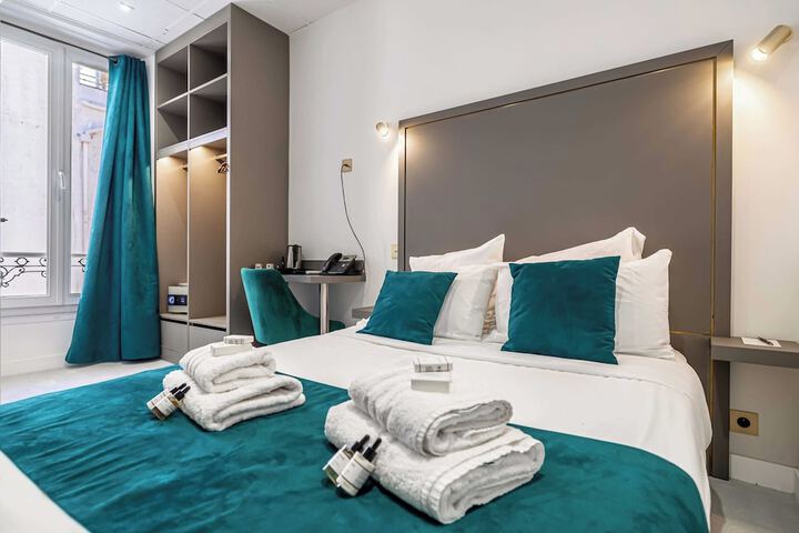 Avaton Hotel - Deluxe Room - Cannes Palais