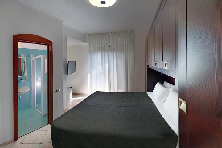 Room 19 of 56