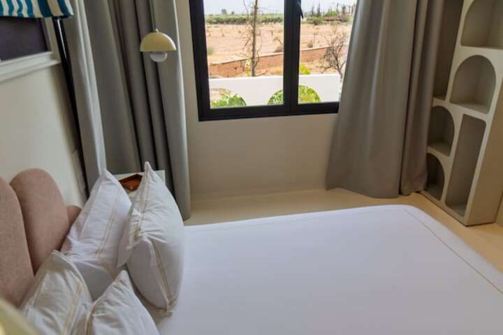 Room 27 of 70