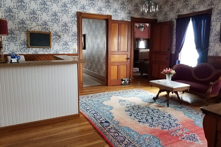 Lobby Entry