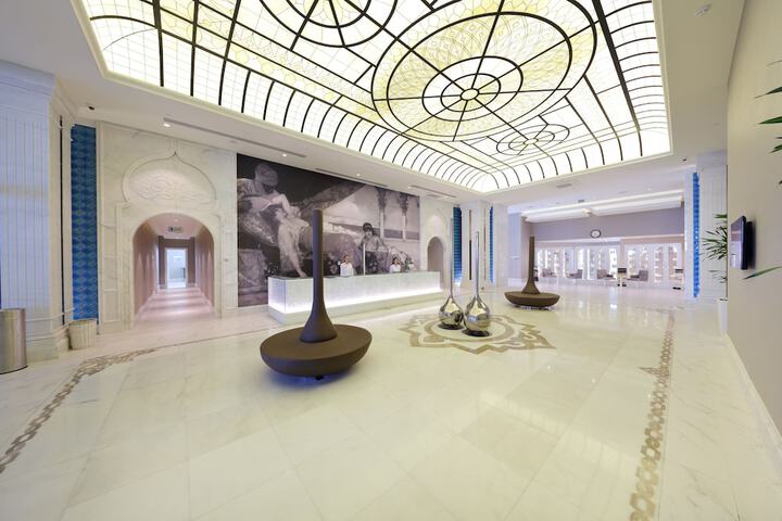 Hotel Lobby