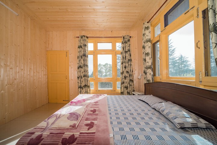 Room 10 of 19