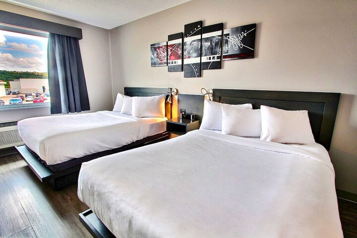 Room 28 of 59
