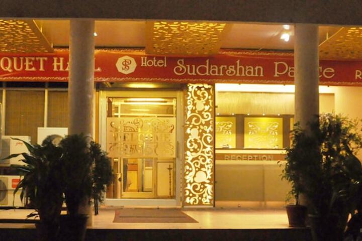 Hotel Sudarshan Palace