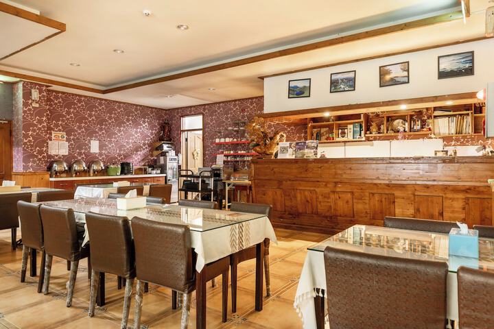 Dining 103 of 119