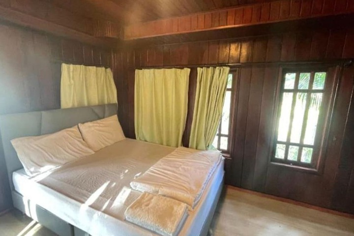 Room 46 of 109