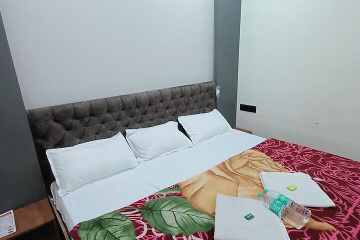 Room 7 of 39