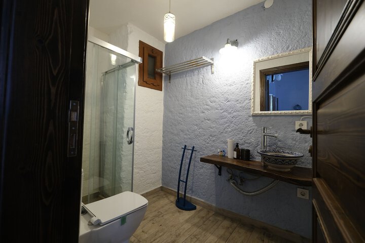Room 19 of 27