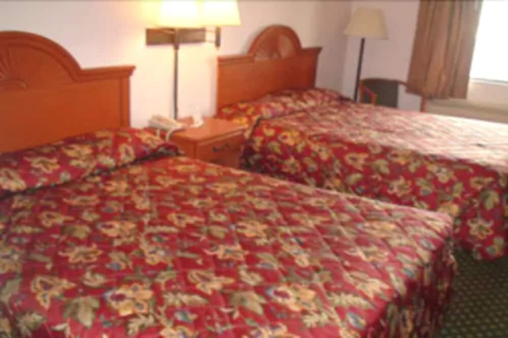Room 13 of 21