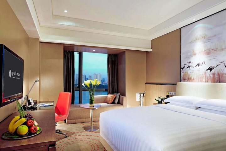 Room 21 of 69