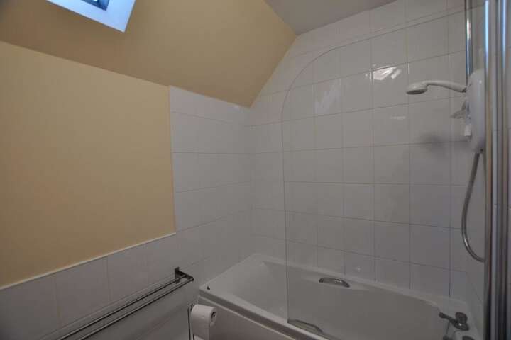 Room 15 of 24