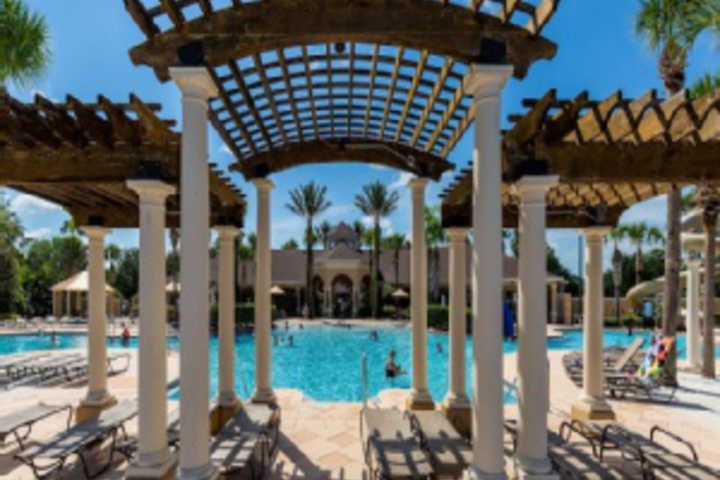 Hotel Exterior 21 of 96