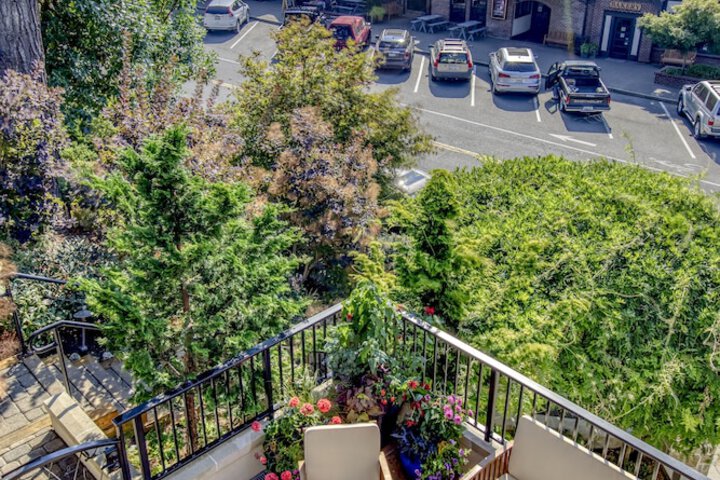 Terrace/Patio 27 of 44