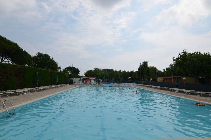 Pool 6 of 40