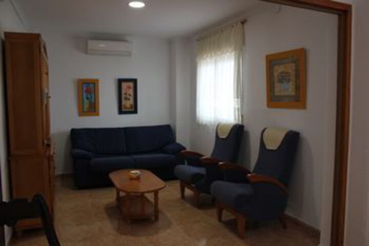 Room 12 of 17